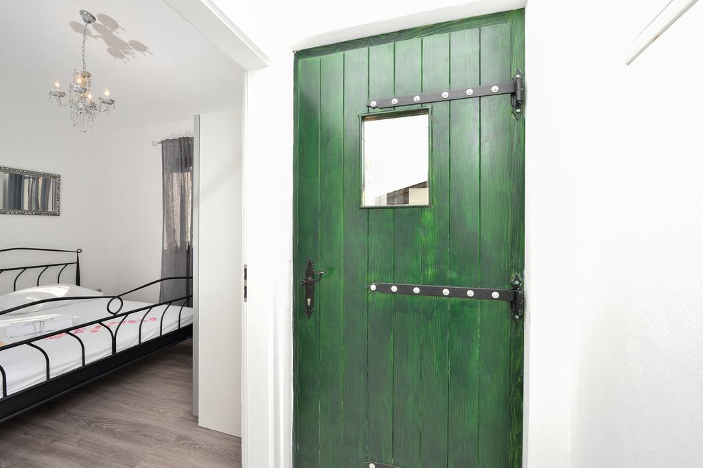Holiday Home Jakov 비빈제 외부 사진